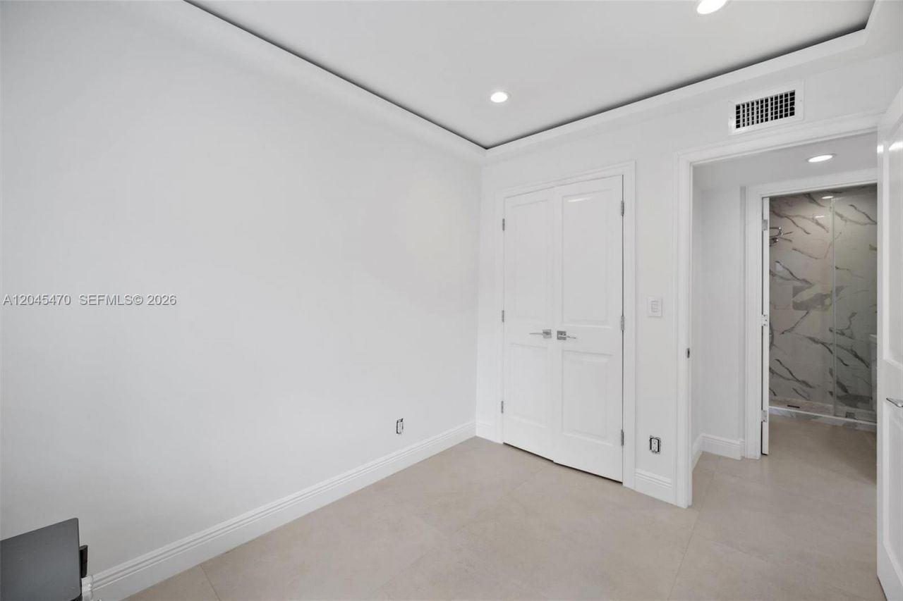 6667 Miller Dr, Unit 14, South Miami, FL 33155 Photo