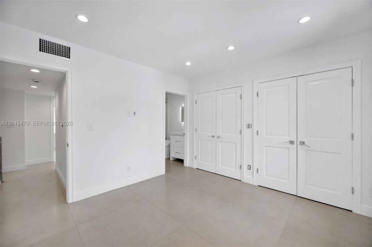 6667 Miller Dr, Unit 14, South Miami, FL 33155 Photo