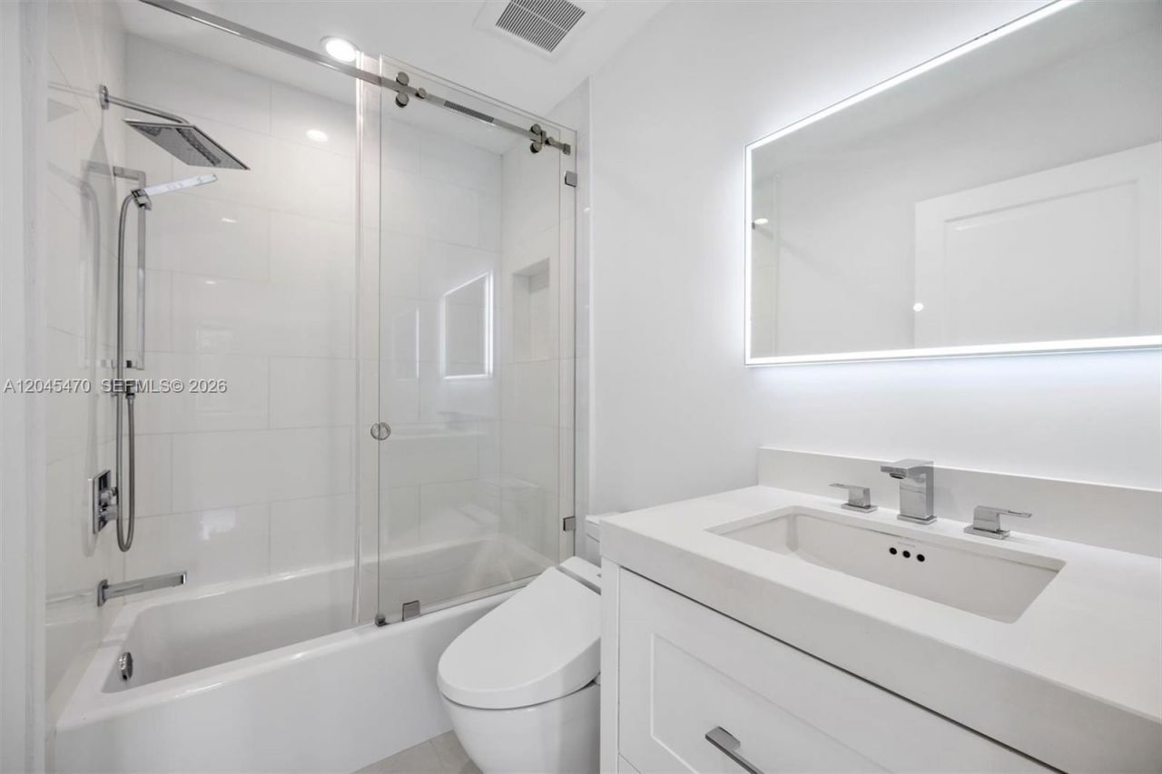 6667 Miller Dr, Unit 14, South Miami, FL 33155 Photo