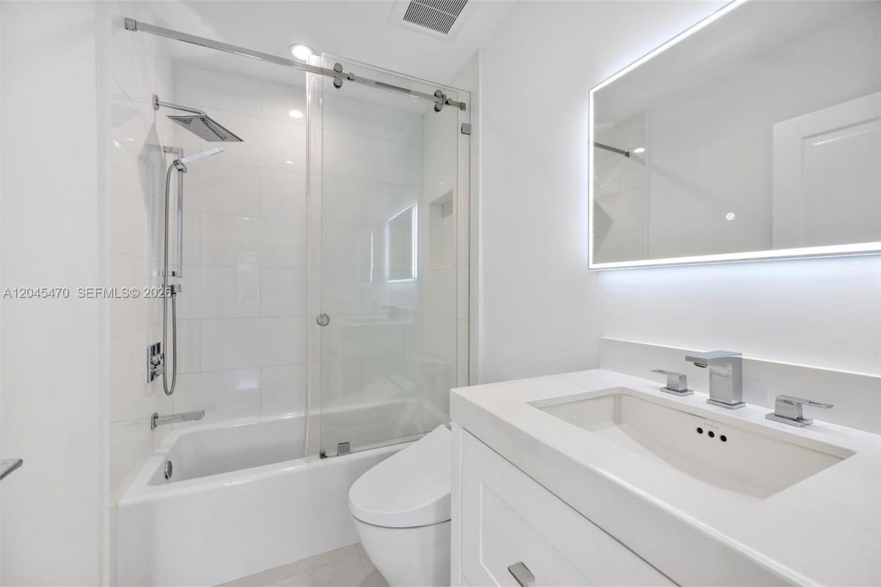6667 Miller Dr, Unit 14, South Miami, FL 33155 Photo