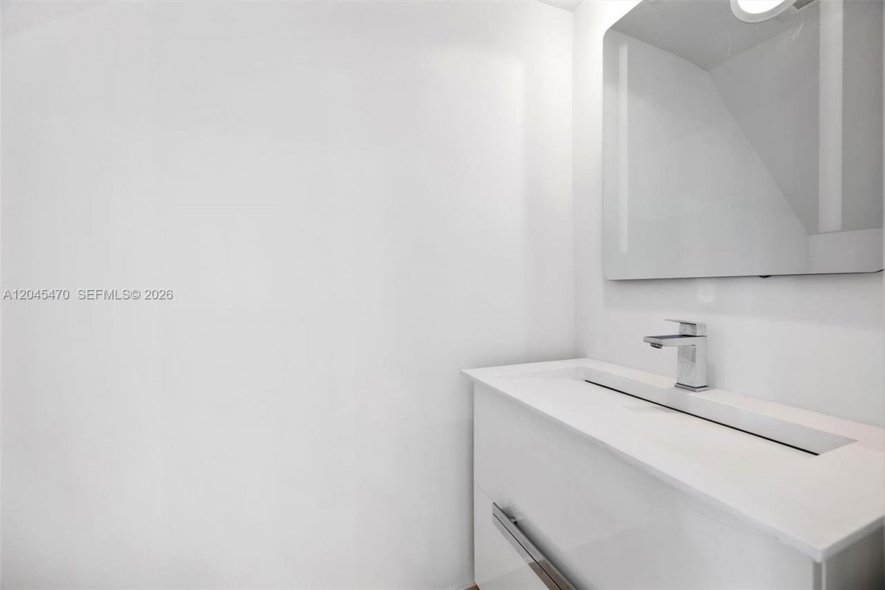 6667 Miller Dr, Unit 14, South Miami, FL 33155 Photo