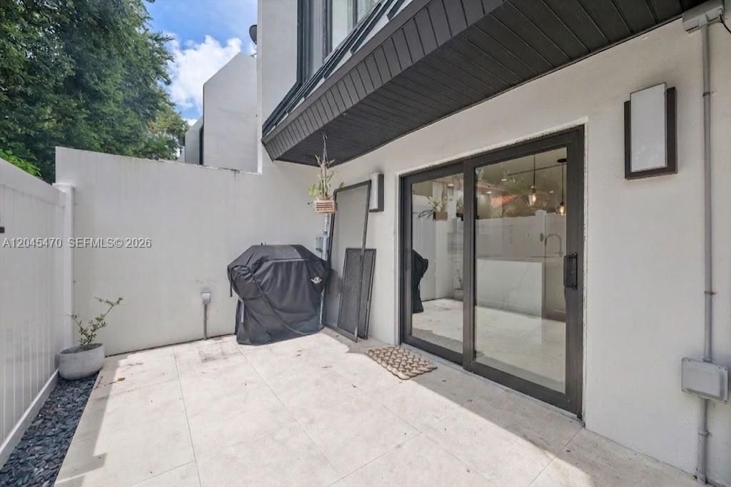 6667 Miller Dr, Unit 14, South Miami, FL 33155 Photo