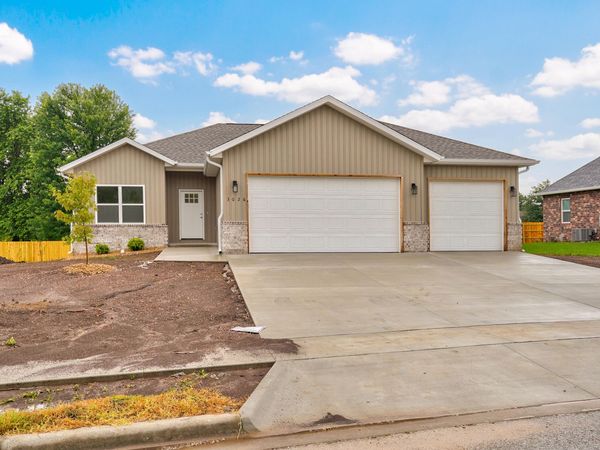 3026 E Bradford East Street , Republic, MO 65738