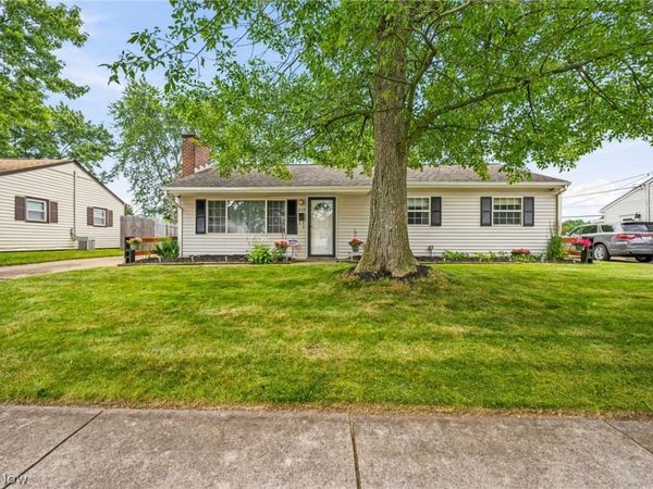 2728 19th Street NE, Canton, OH 44705