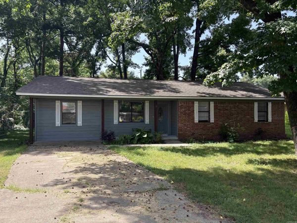 20 Stacey Street , Cabot, AR 72023