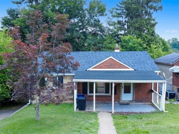 121 Glencoe Drive, West Mifflin, PA 15122