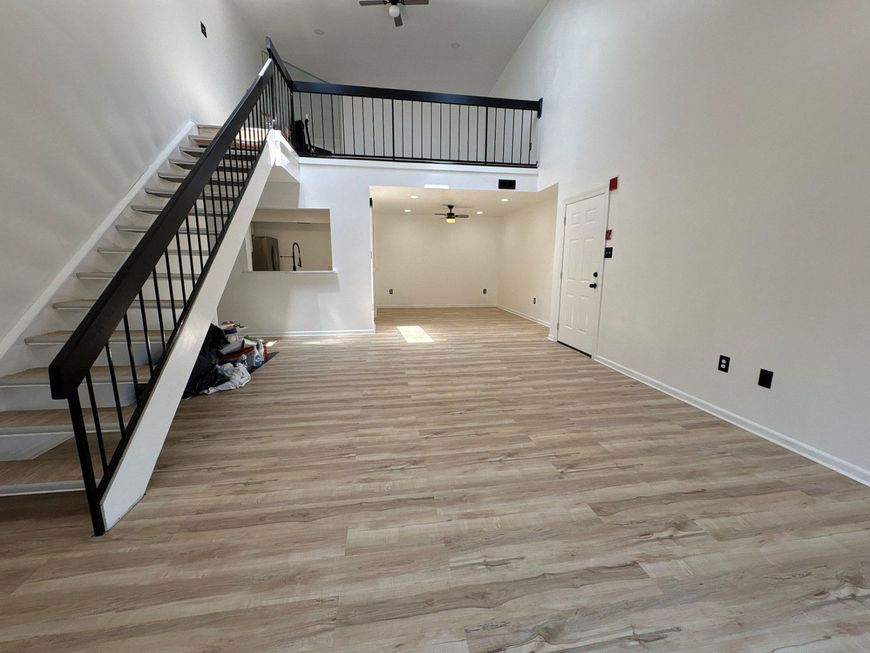 72304 Delaire Landing Road, Unit 304, Philadelphia, PA 19114 Main Photo