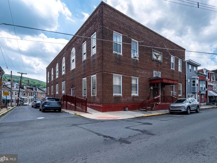 816 Bingaman St, Reading, PA 19602 Main Photo