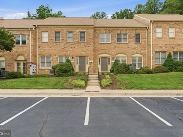 5051 B BACKLICK ROAD, Unit 5051-B, ANNANDALE, VA 22003