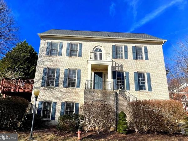 1030 GRAND OAK WAY , ROCKVILLE, MD 20852
