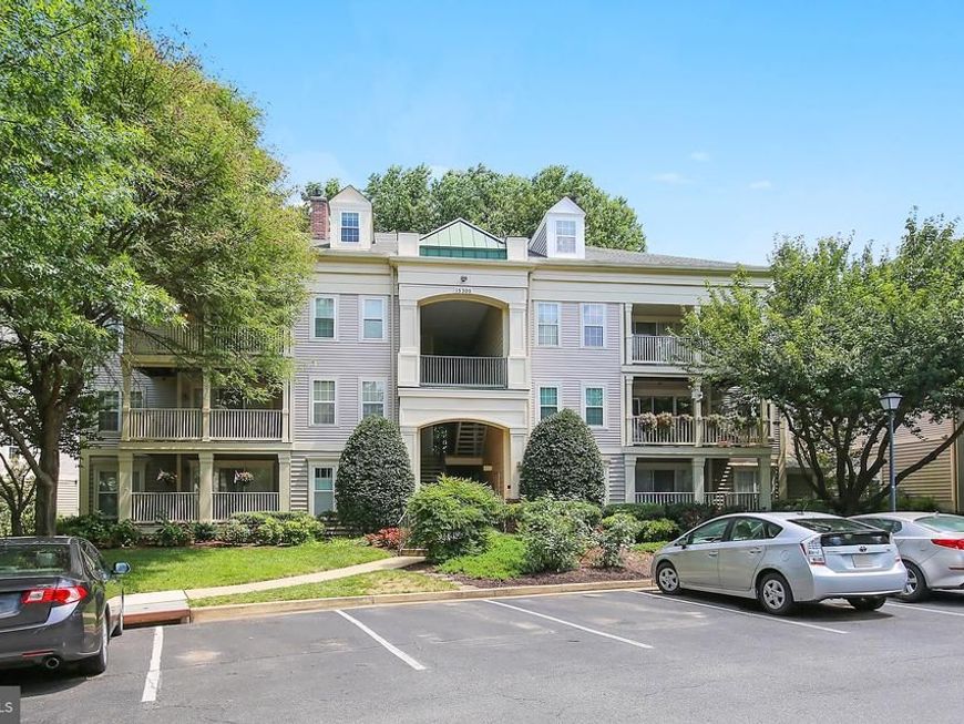 15305 Diamond Cove Terrace, Unit 7-B, Rockville, MD 20850 Main Photo