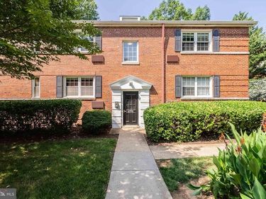 4374 N PERSHING DRIVE, Unit 43744, ARLINGTON, VA 22203
