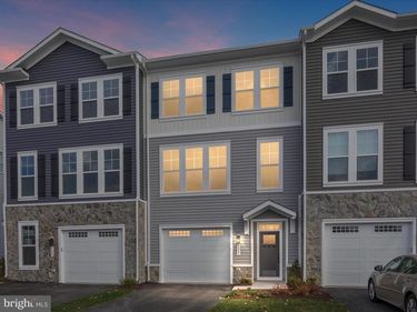 123 CHOKE CHERRY COURT , LAKE FREDERICK, VA 22630