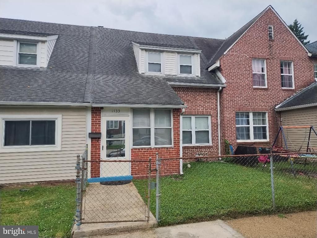 1133 STERLING AVENUE, LINWOOD, PA 19061