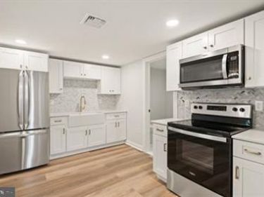 10 14 S DECATUR STREET, Unit 14R, STRASBURG, PA 17579