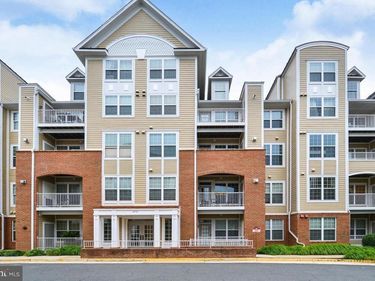 2701 BELLFOREST COURT, Unit 204, VIENNA, VA 22180