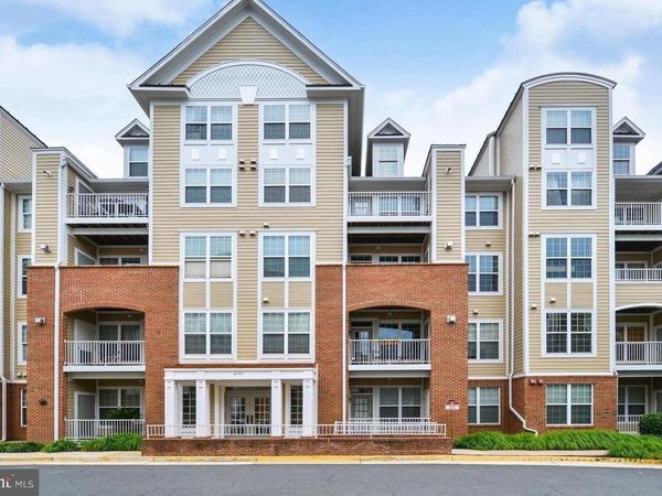 2701 BELLFOREST COURT, Unit 204, VIENNA, VA 22180