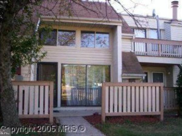 1046 WARWICK COURT, STERLING, VA 20164