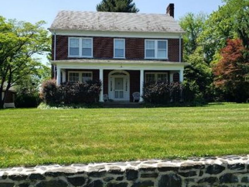 2 Hoover Road, Lancaster, PA 17603 Main Photo