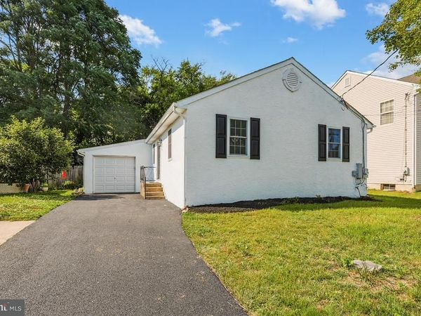 111 MEADOWBROOK AVENUE, WILMINGTON, DE 19804