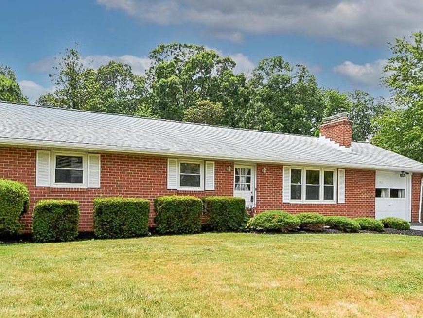 313 Wayne Avenue, Westminster, MD 21157 Main Photo