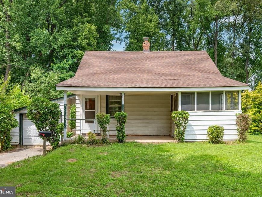 733 Anderson Avenue, Rockville, MD 20850 Main Photo