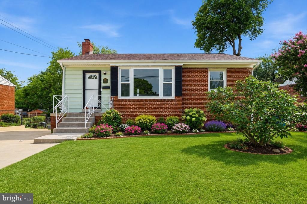 6618 NEWPORT ROAD , HYATTSVILLE, MD 20784