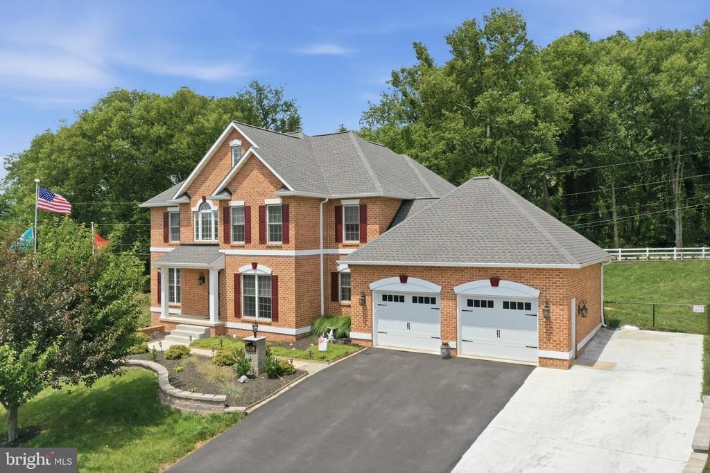 10738 APPLE TREE LANE , WILLIAMSPORT, MD 21795