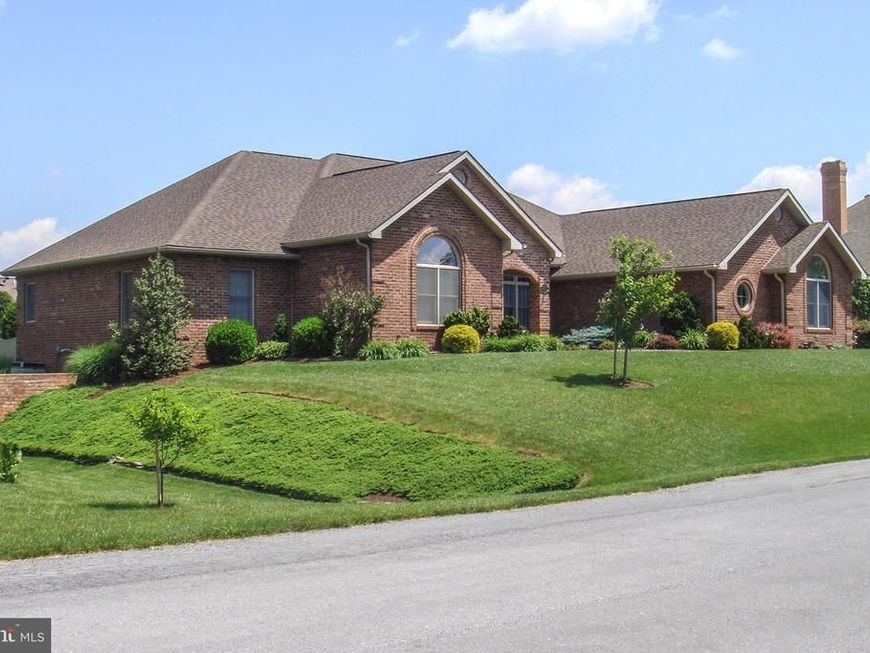18722 Fountain Terrace, Hagerstown, MD 21742 Main Photo