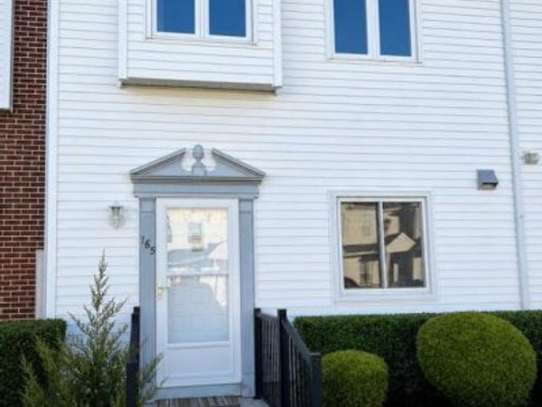 165 YORKTOWN BOULEVARD, HAMMONTON, NJ 08037