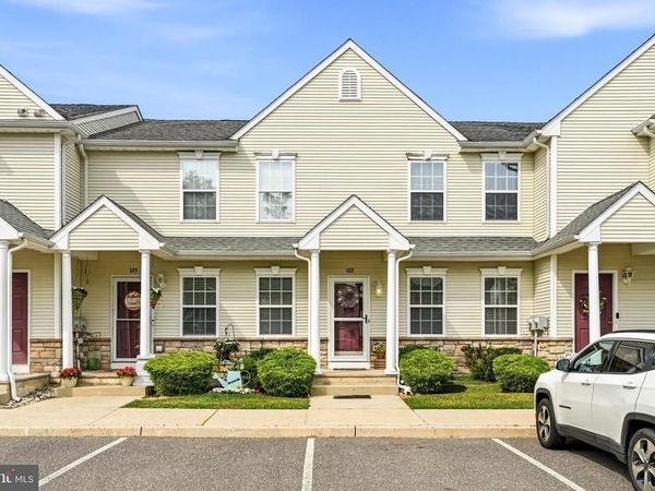 122 JAMESTOWN BOULEVARD, HAMMONTON, NJ 08037