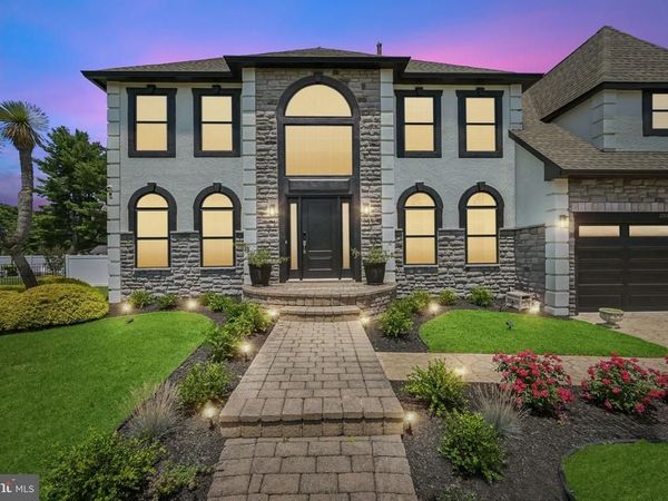 2206 DERBY DRIVE, CINNAMINSON, NJ 08077