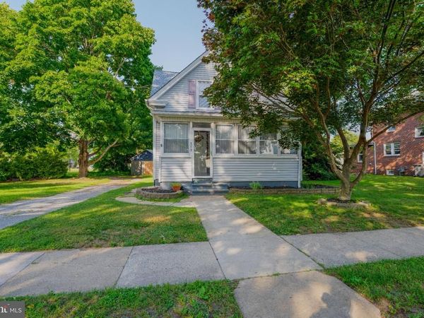 579 N DELAWARE STREET, PAULSBORO, NJ 08066