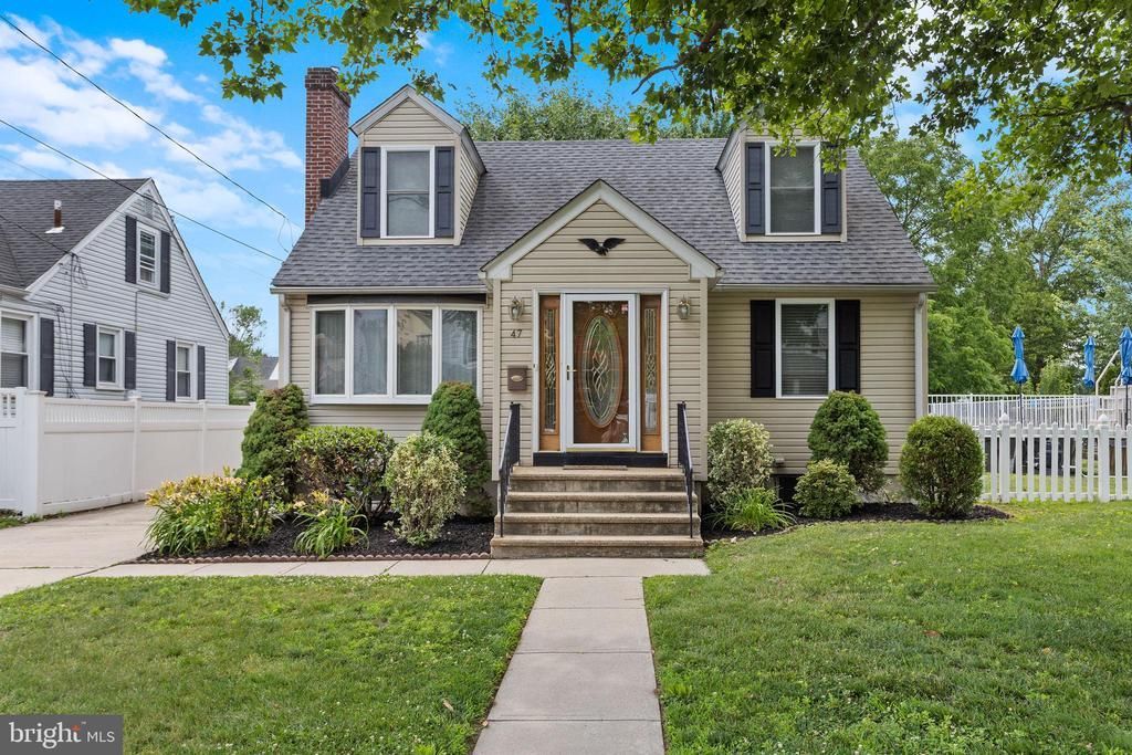 47 Bentley Avenue, Hamilton, NJ 08619 Main Photo