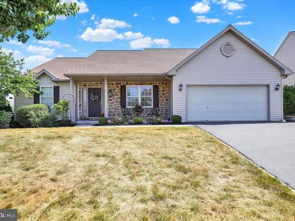 111 DAY LILY DRIVE, SINKING SPRING, PA 19608