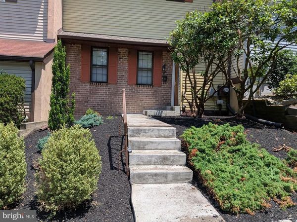448 E STONEY HILL COURT , Unit E, LANGHORNE, PA 19053