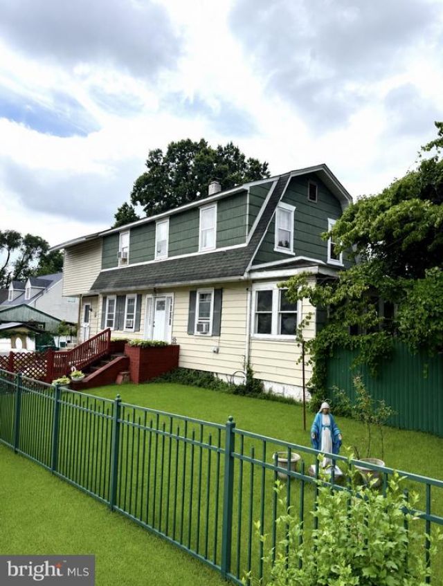 906 WASHINGTON AVENUE , CROYDON, PA 19021
