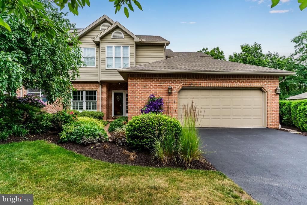 536 BRIDGEVIEW DRIVE , LEMOYNE, PA 17043
