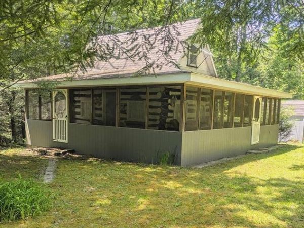 373 SAND MOUNTAIN ROAD , SPRING MILLS, PA 16875