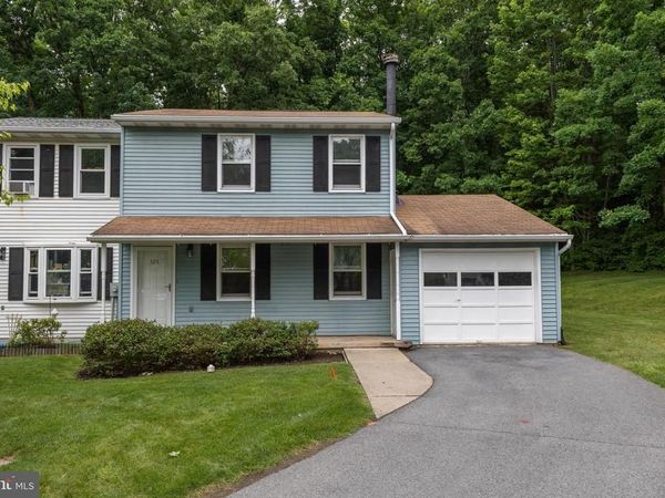 325 OAKWOOD AVENUE , STATE COLLEGE, PA 16803