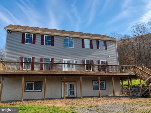 74 SHINNDIG LANE , MILL HALL, PA 17751