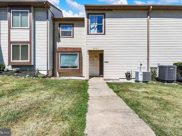 2622 GATEWAY DRIVE , HARRISBURG, PA 17110