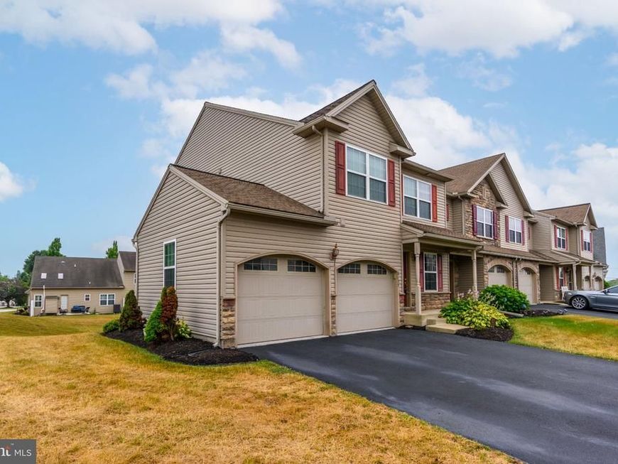 6137 Terry Davis Court, Harrisburg, PA 17111 Main Photo