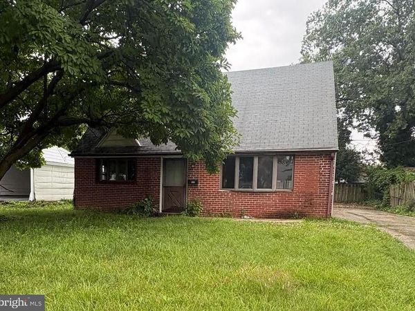 846 BOBWHITE LANE , SECANE, PA 19018
