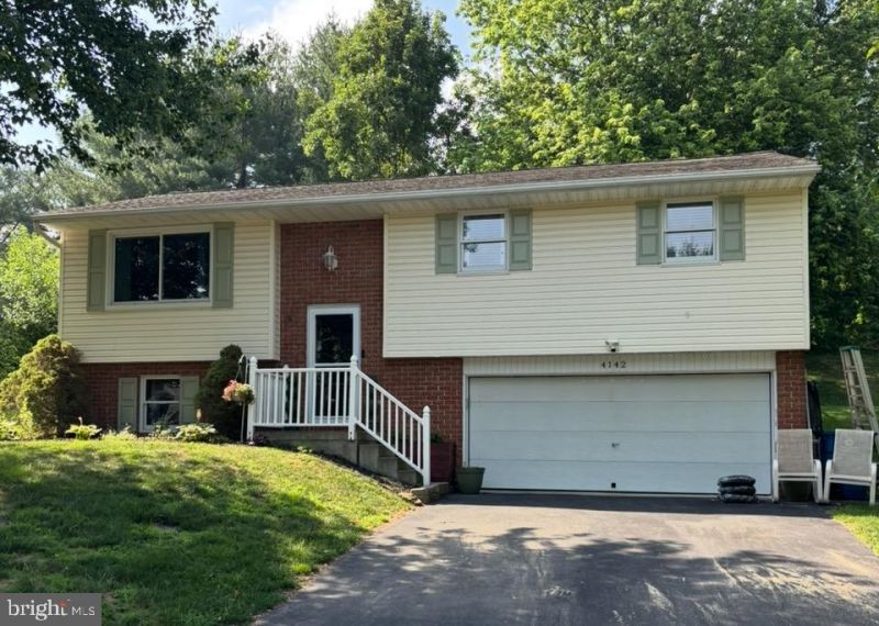 4142 Magnolia Drive, Mount Joy, PA 17552 Main Photo