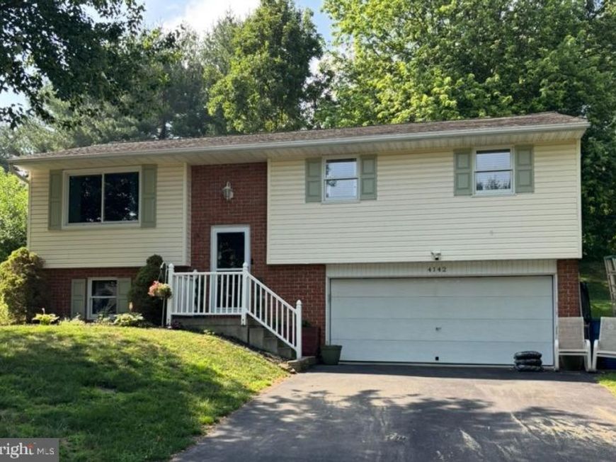 4142 Magnolia Drive , Mount Joy, PA 17552 Main Photo