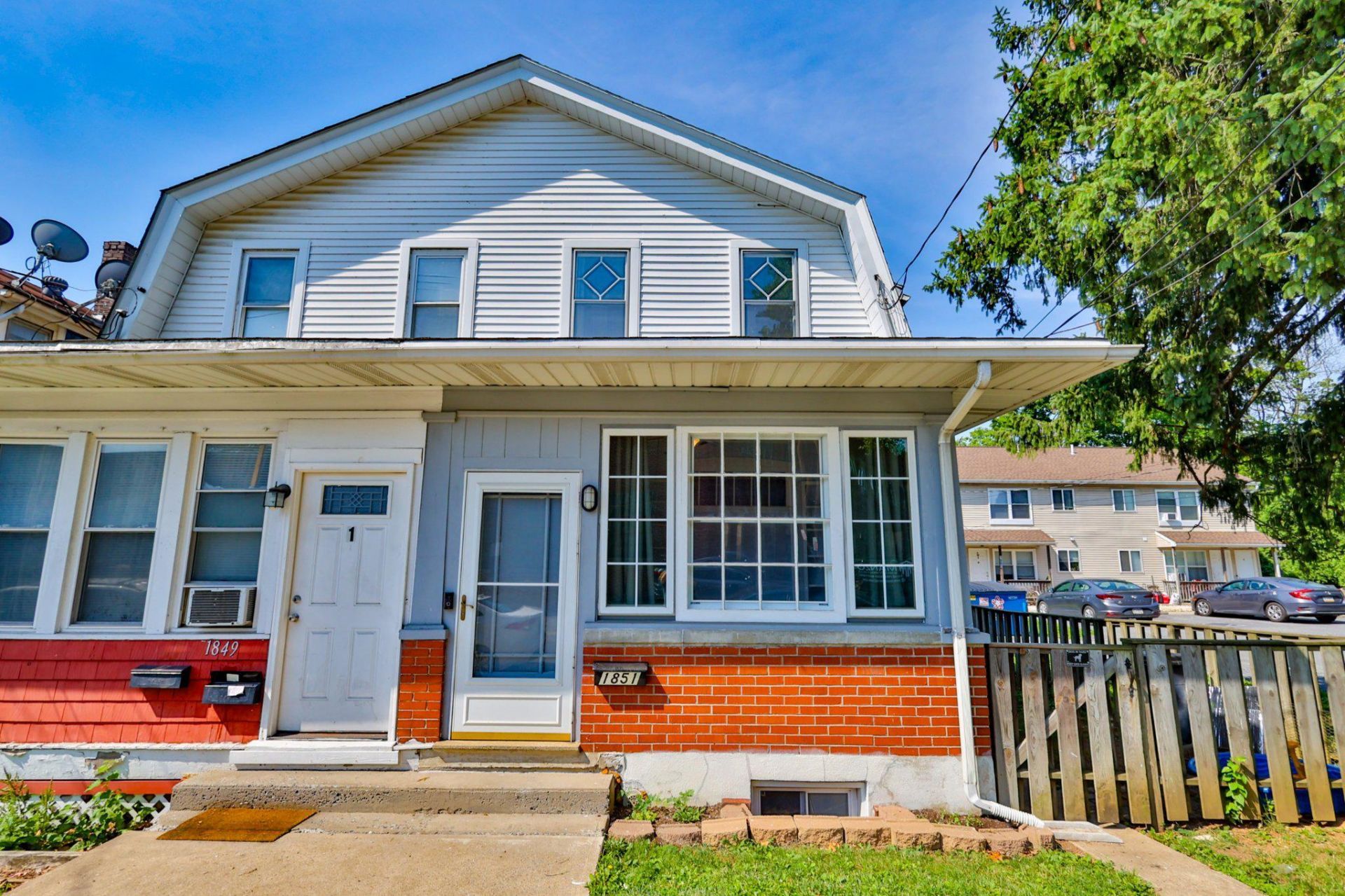 1851 W MARKET STREET , BETHLEHEM, PA 18018