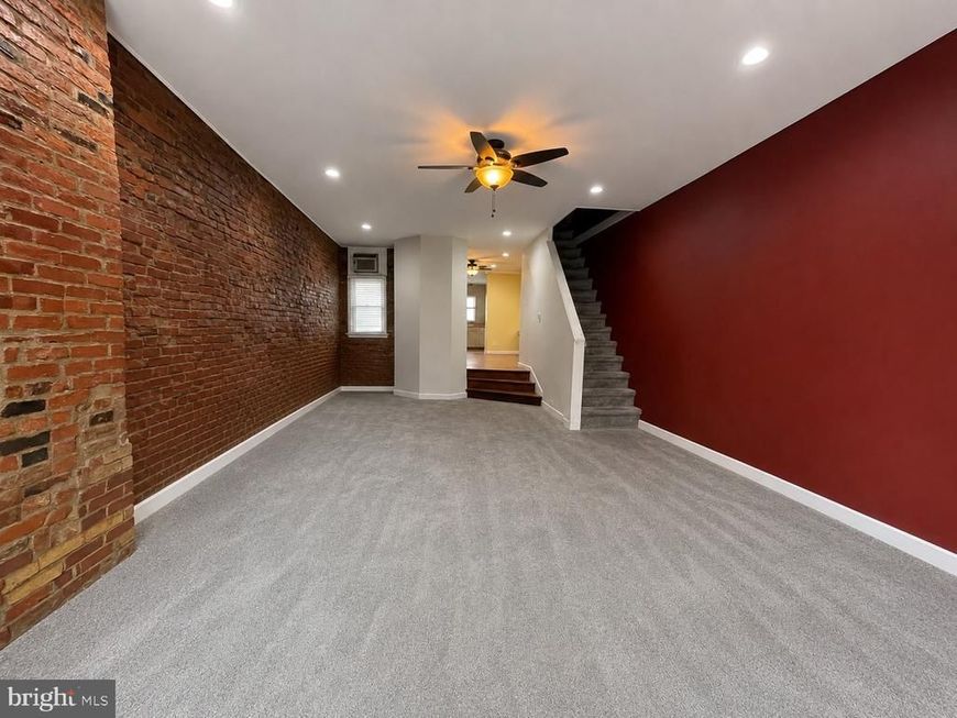 2034 S 3rd Street, Philadelphia, PA 19148 Main Photo