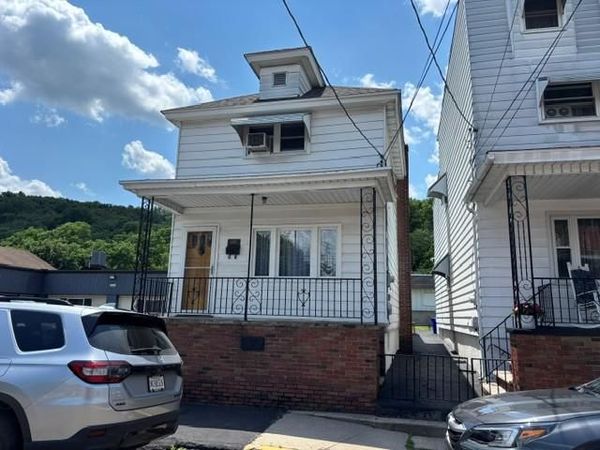 148 S 3RD STREET, SAINT CLAIR, PA 17970