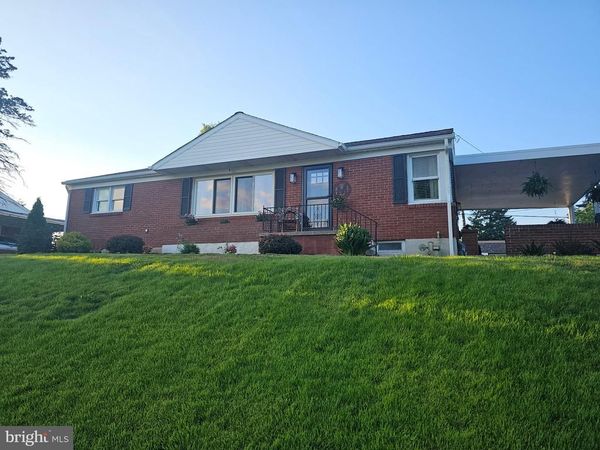 1811 HAYWARD ROAD , YORK, PA 17408